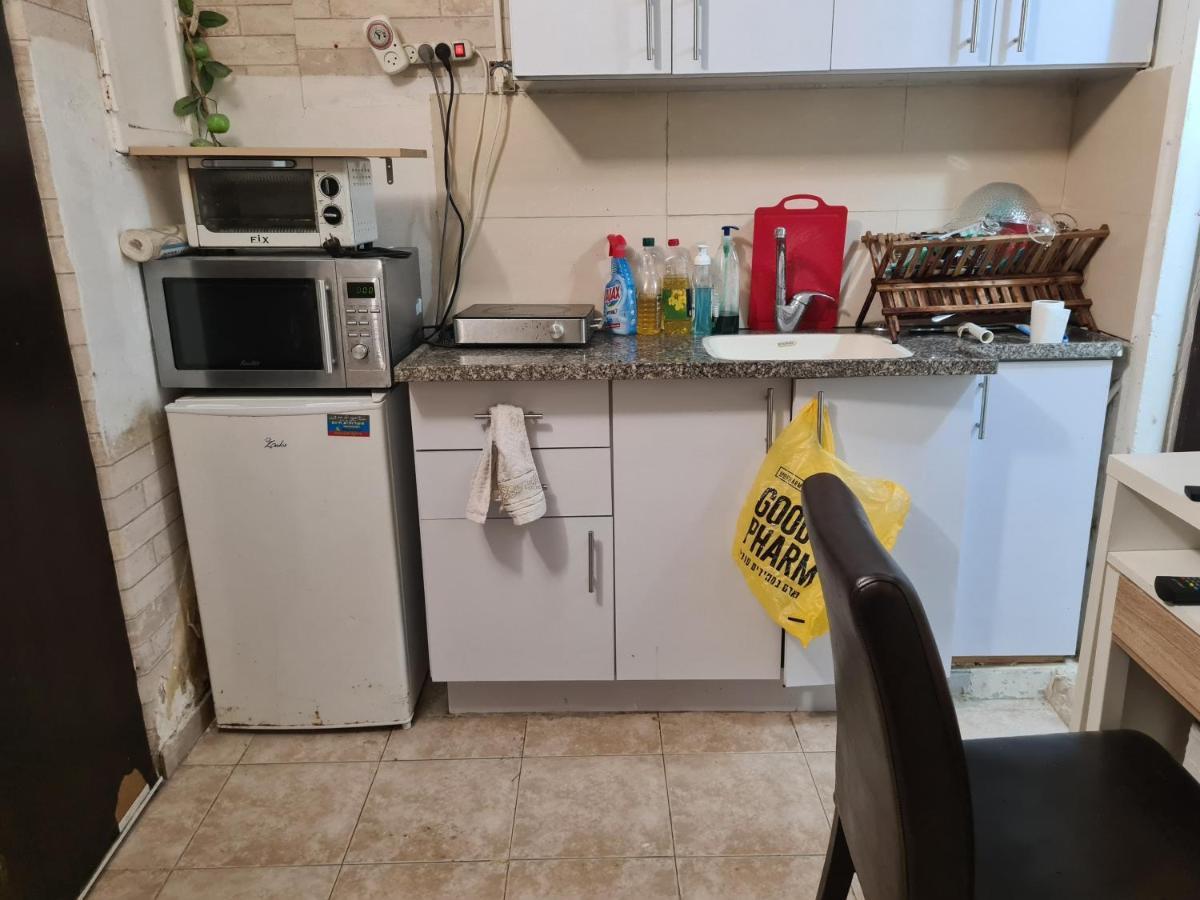 The Surfer'S Beach House Tel-Aviv Extérieur photo