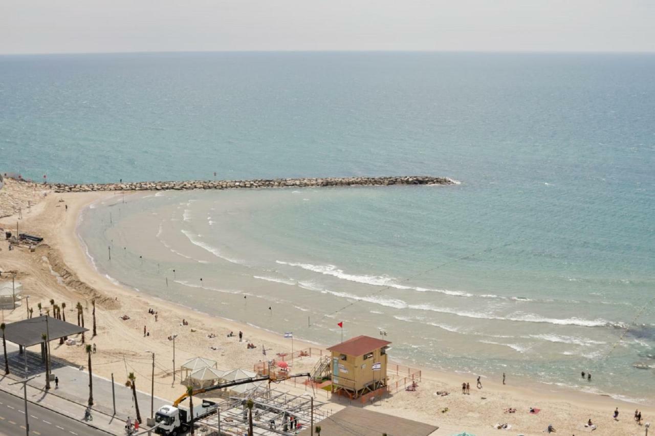 The Surfer'S Beach House Tel-Aviv Extérieur photo