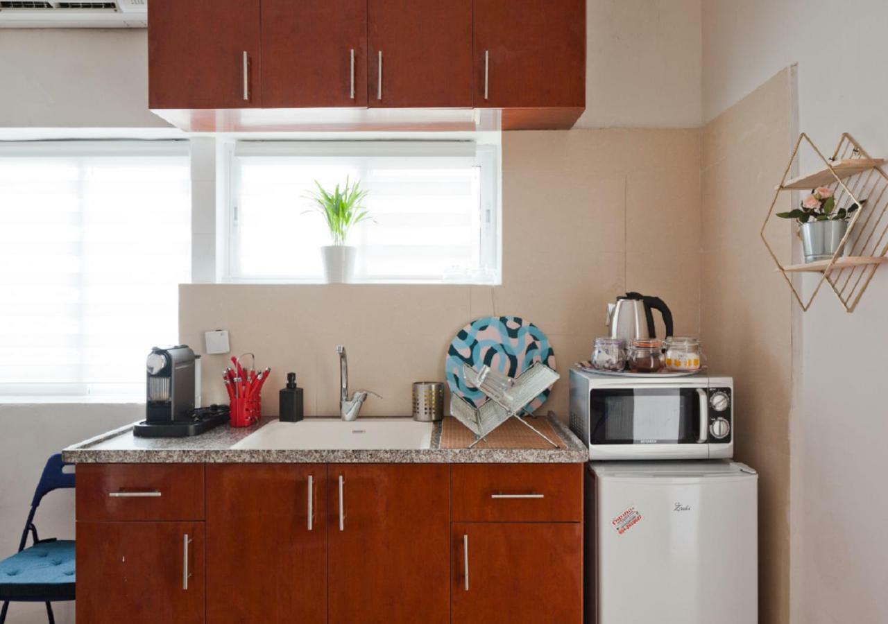 The Surfer'S Beach House Tel-Aviv Extérieur photo
